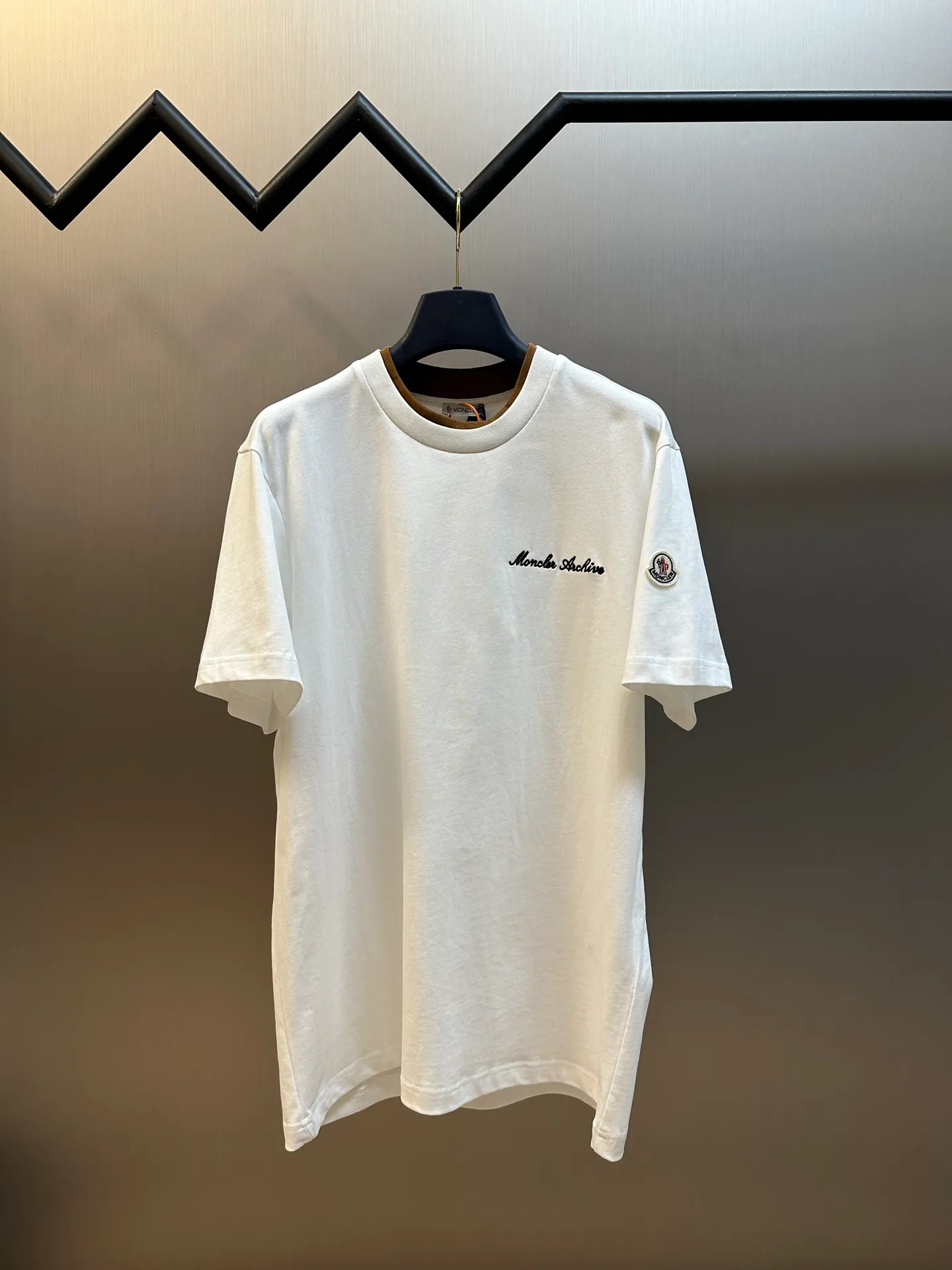 Moncler ， ， Moncler ， ， ， 。 ， ， Moncler 。 ， ， ， ， ， 。 size：s m l xl
